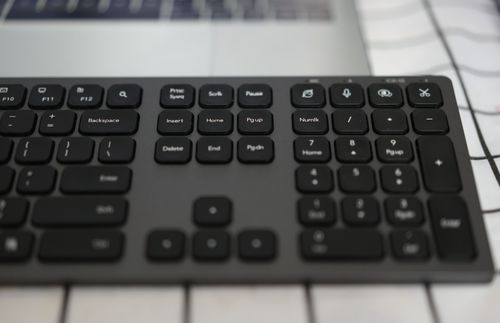 咪鼠智能語音鍵盤 餐飲服務的得力助手，語音打字、截圖與網頁導航一應俱全